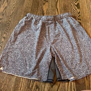 lululemon black and white men's shorts